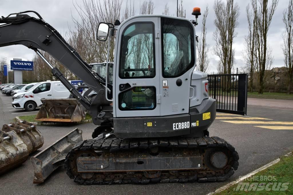 Volvo ECR 88 D 中型油圧ショベル 7ｔ-12ｔ（ユンボ・パワーショベル・バックホー）