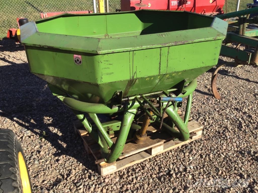 Amazone ZA-E1002 ミネラル散布機