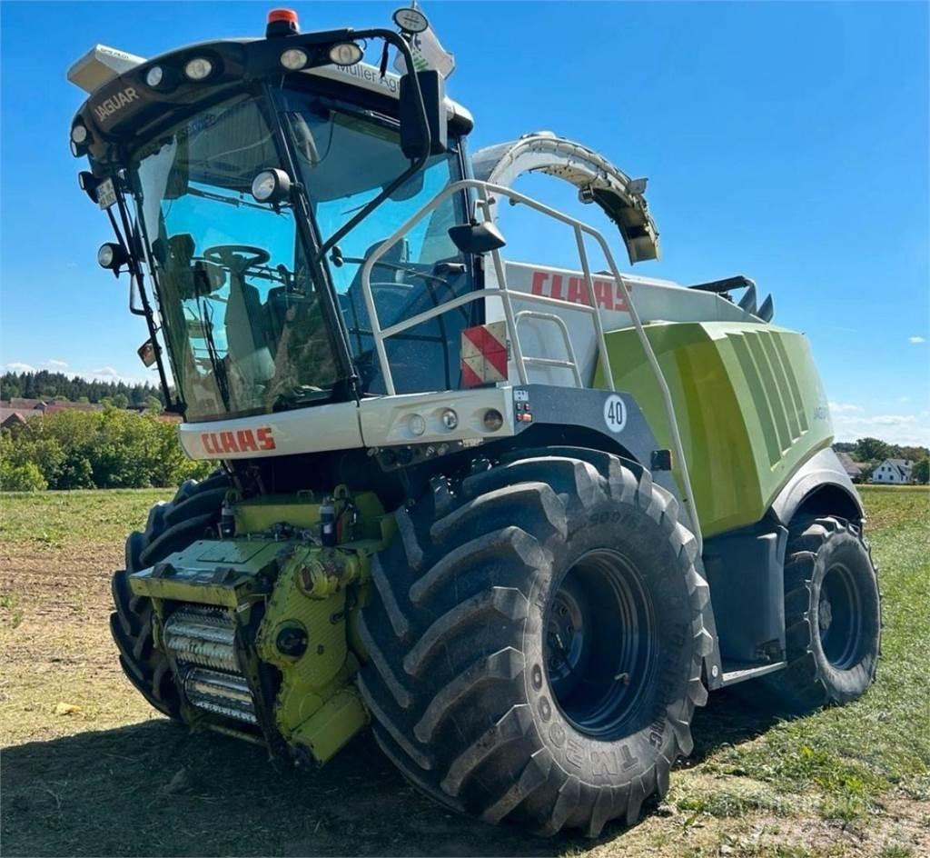 CLAAS Jaguar 980 自走式フォレージハーベスター