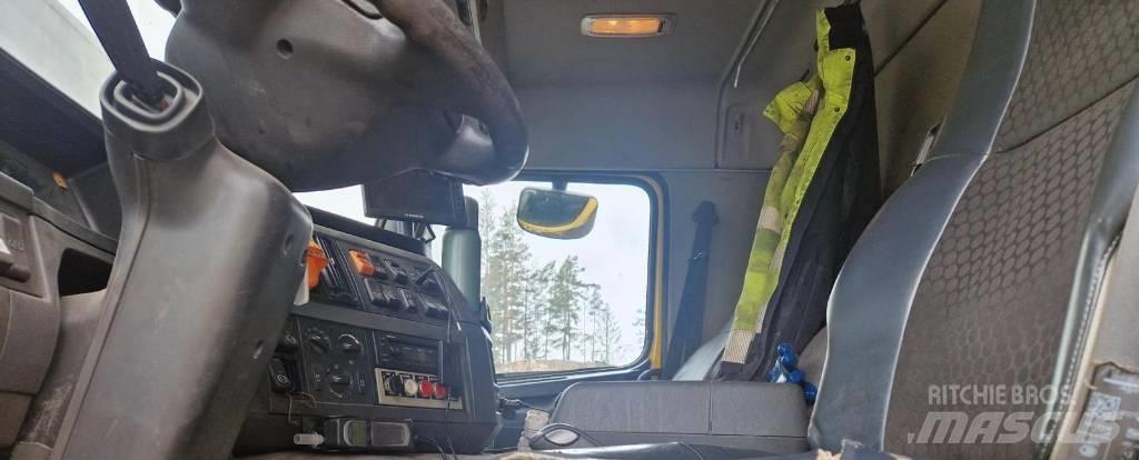 Volvo FM 460 コンバイン／バキュームトラック