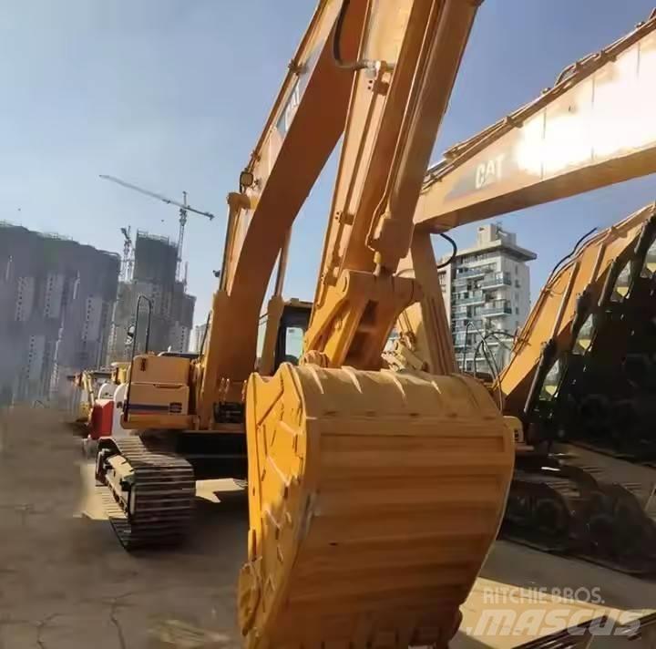 CAT CAT323B 中型油圧ショベル 7ｔ-12ｔ（ユンボ・パワーショベル・バックホー）