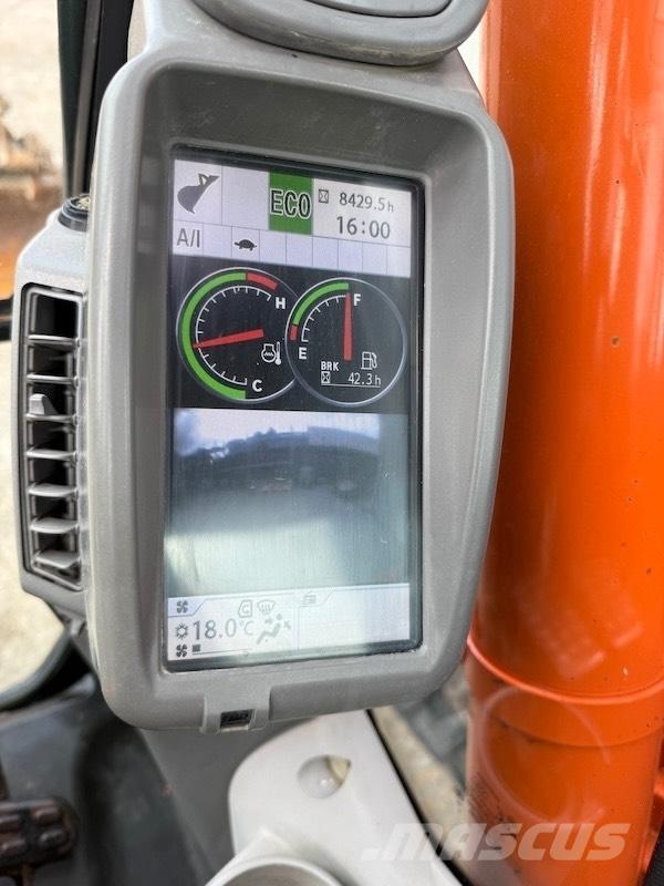 Hitachi ZX 135 US-5B 大型油圧ショベル12t以上（パワーショベル・ユンボ）