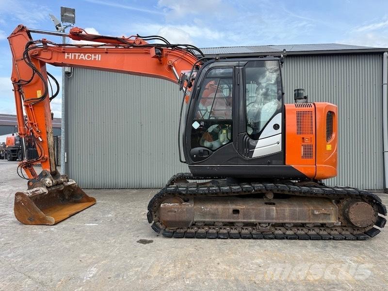 Hitachi ZX 135 US-5B 大型油圧ショベル12t以上（パワーショベル・ユンボ）