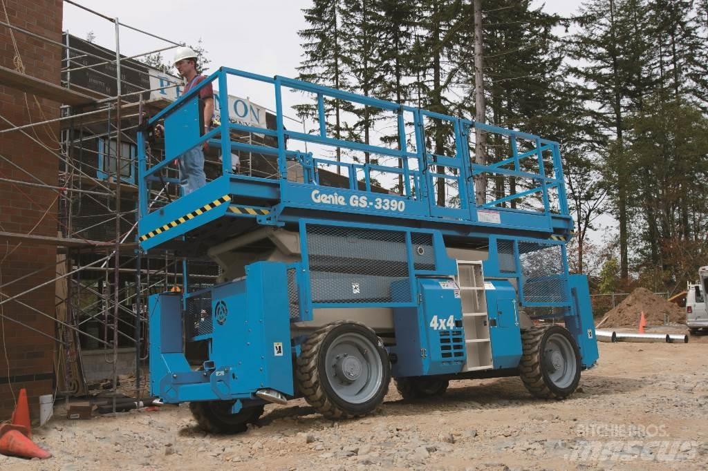 Genie GS 3390 RT シザースリフト