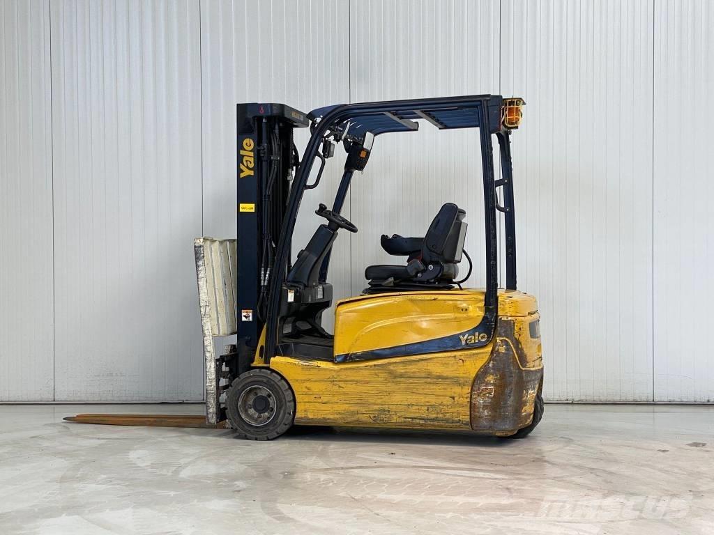 Yale ERP20VT LWB バッテリーフォークリフト