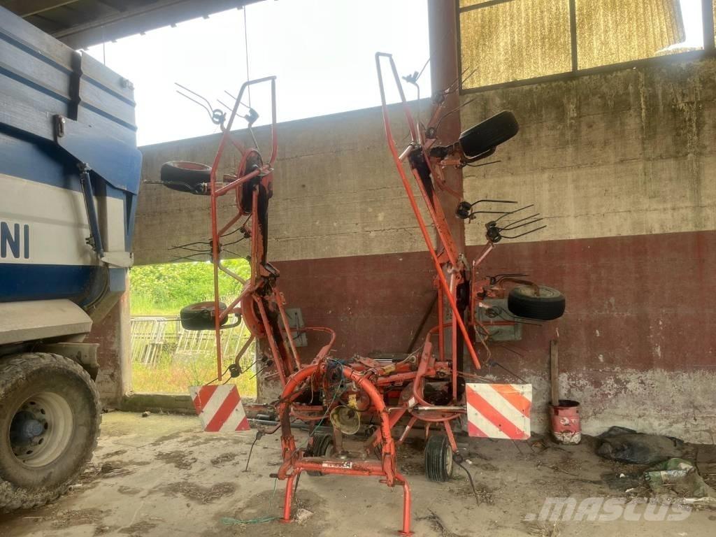 Lely TH 680 テッダー・テッダーレーキ