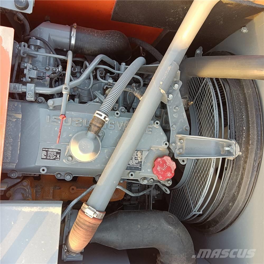 Hitachi ZX240 大型油圧ショベル12t以上（パワーショベル・ユンボ）