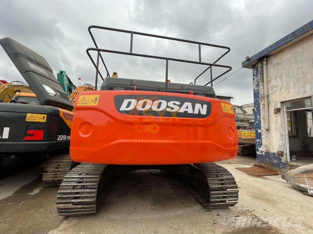 Doosan DX 300LC -9 大型油圧ショベル12t以上（パワーショベル・ユンボ）