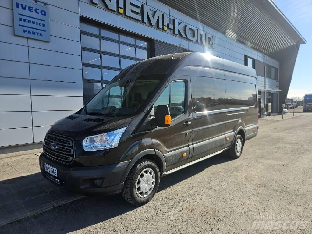 Ford Transit パネルバン