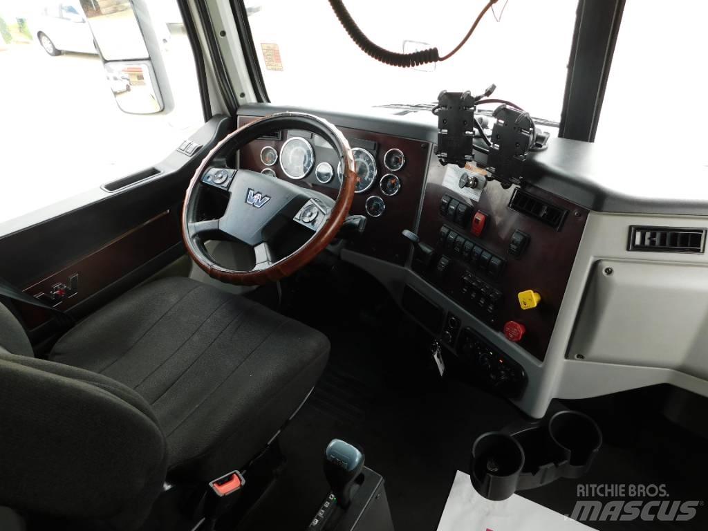Western Star 5700 XE 中古トラクターヘッド | トレーラーヘッド