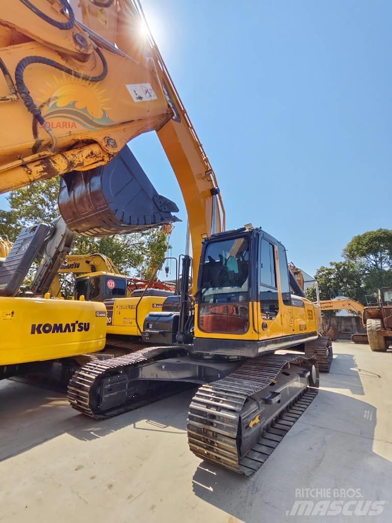 XCMG XE 215 D 大型油圧ショベル12t以上（パワーショベル・ユンボ）
