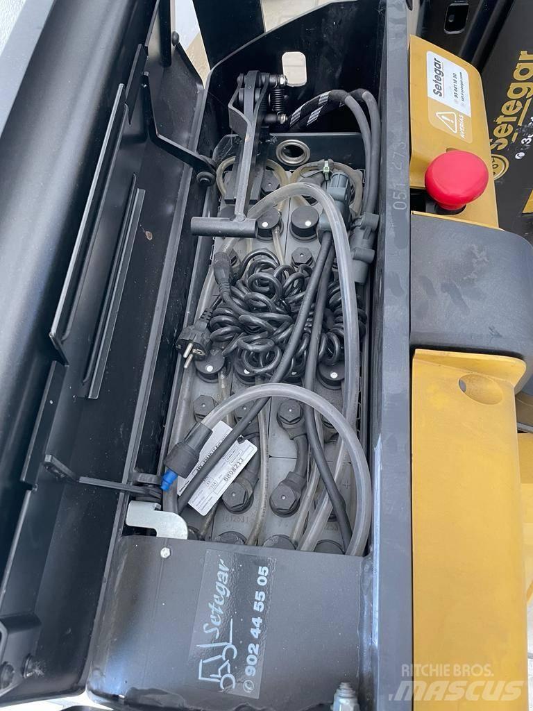 Yale MP 18 AC ローリフト