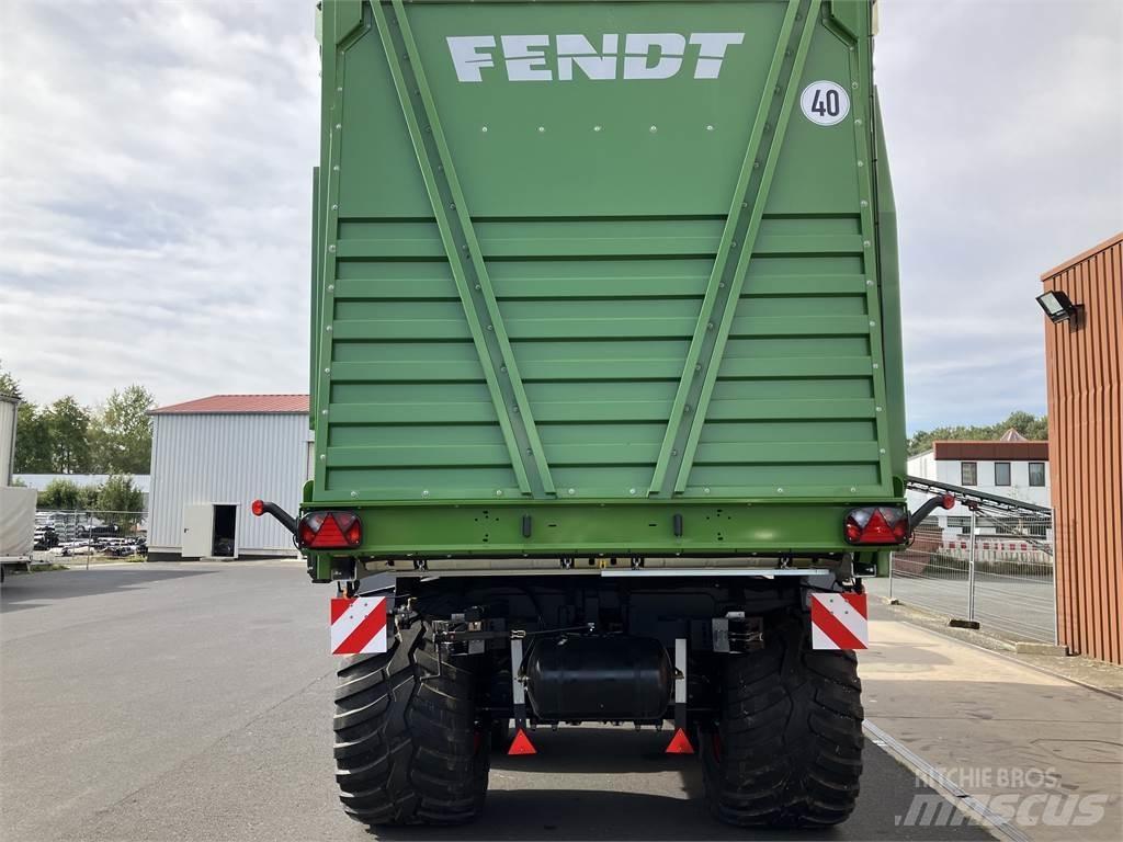 Fendt Tigo 60 PR -D セルフローディングトレーラー