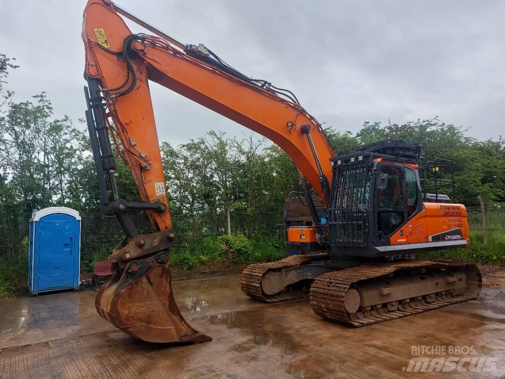 Doosan DX 225 LC-5 大型油圧ショベル12t以上（パワーショベル・ユンボ）