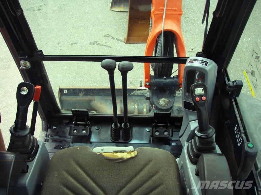 Kubota U 27-4 ミニ油圧ショベル 7t以下（ミニユンボ・ミニディガー）