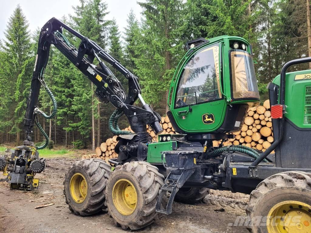 John Deere 1270 G ハーベスター