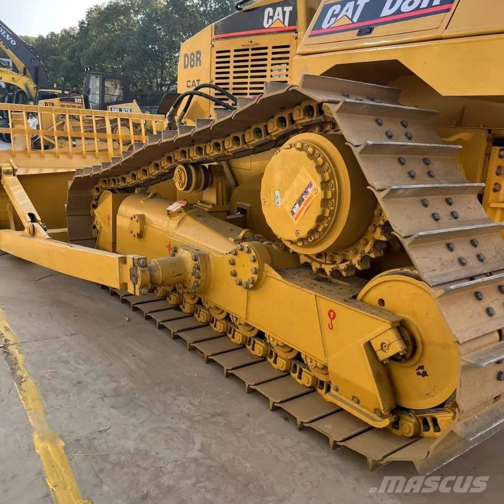 CAT D 8 R ブルドーザー