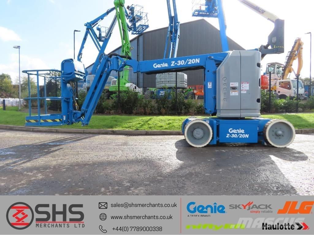 Genie Z 30/20 N RJ ブームリフト　屈伸型
