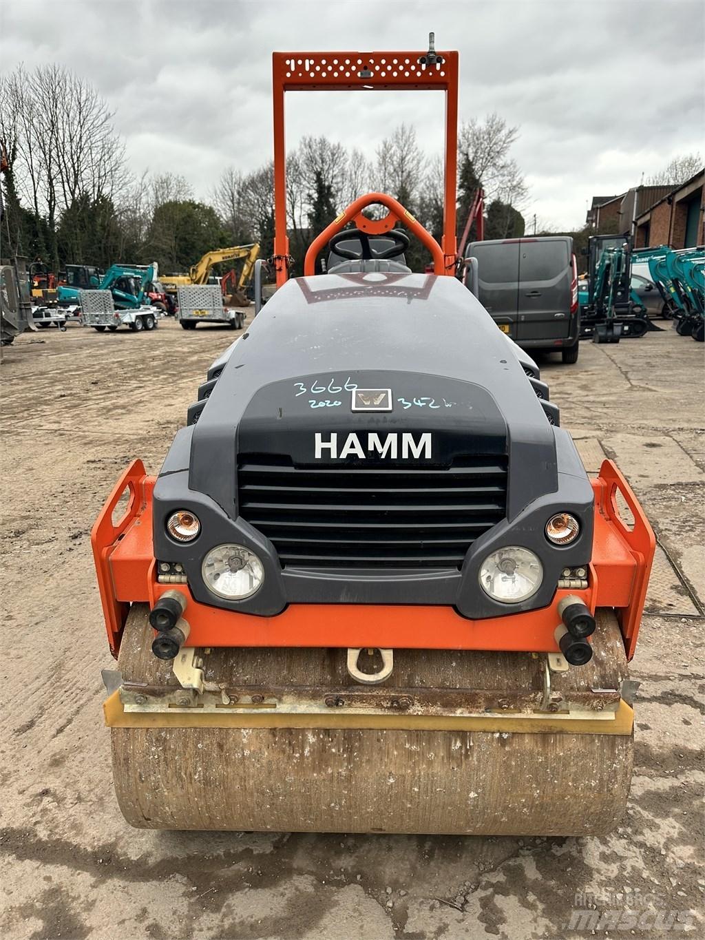 Hamm HD 12 タンデムローラ