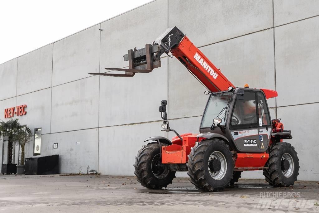 Manitou MLT 845 テレスコーピックハンドラー