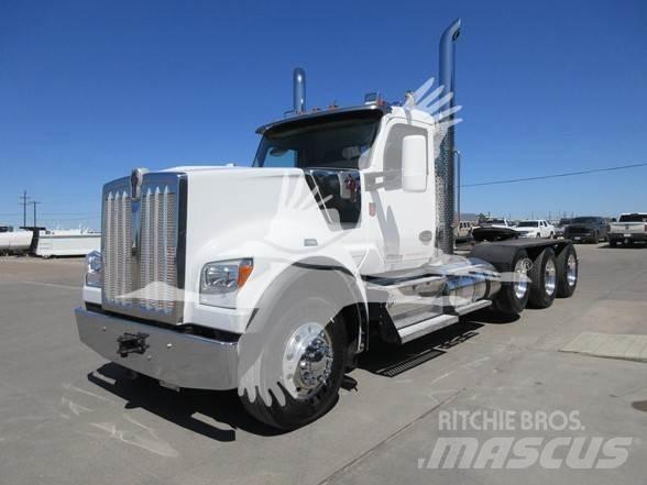 Kenworth W990 中古トラクターヘッド | トレーラーヘッド