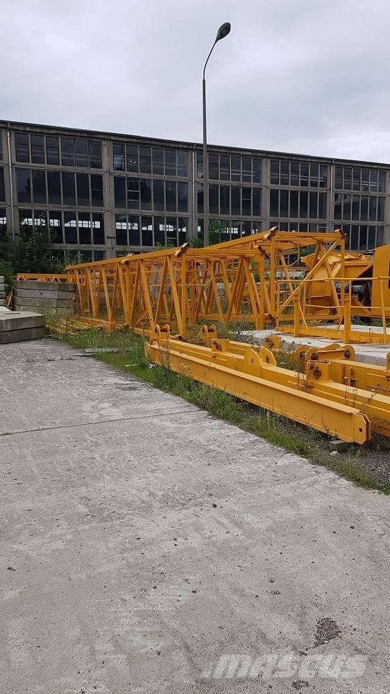 Liebherr 180 EC-H12 タワークレーン