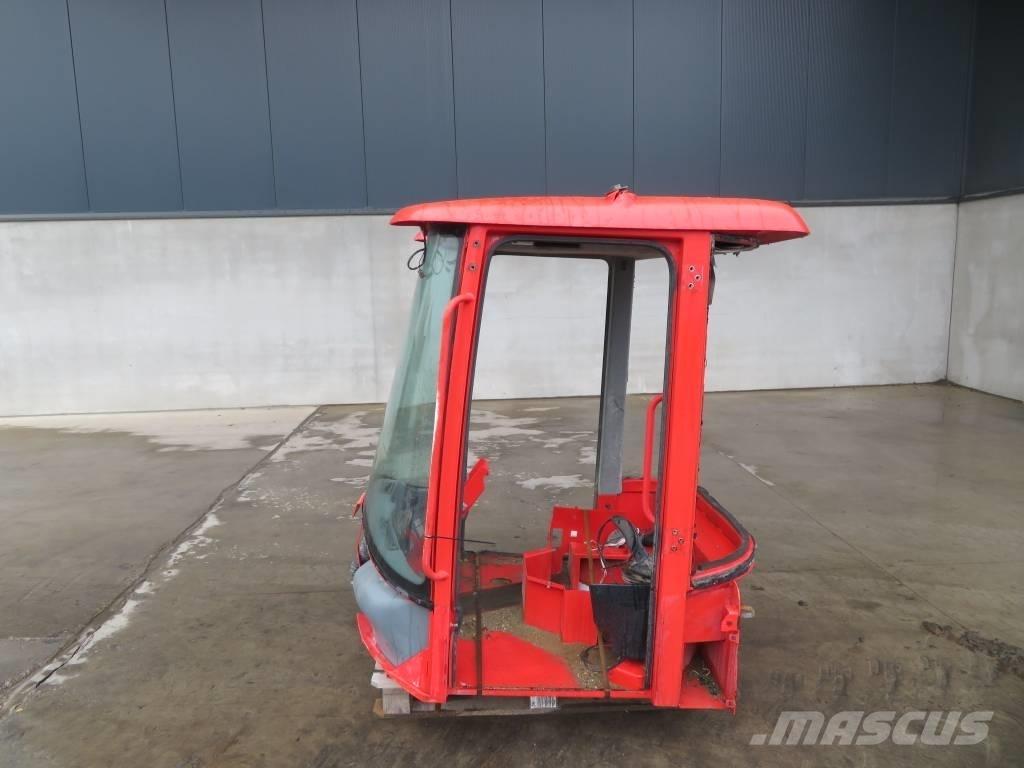Volvo L 30 B / L 35 キャビン及び内装