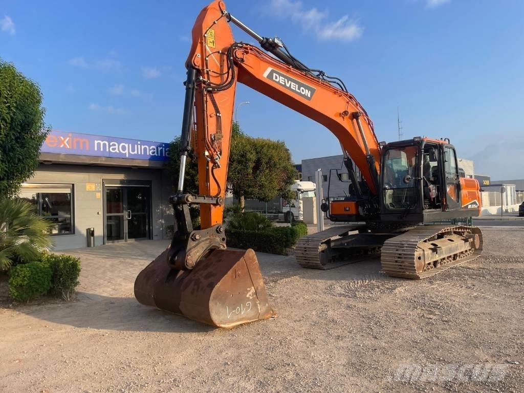 Doosan DX225LC-7 大型油圧ショベル12t以上（パワーショベル・ユンボ）