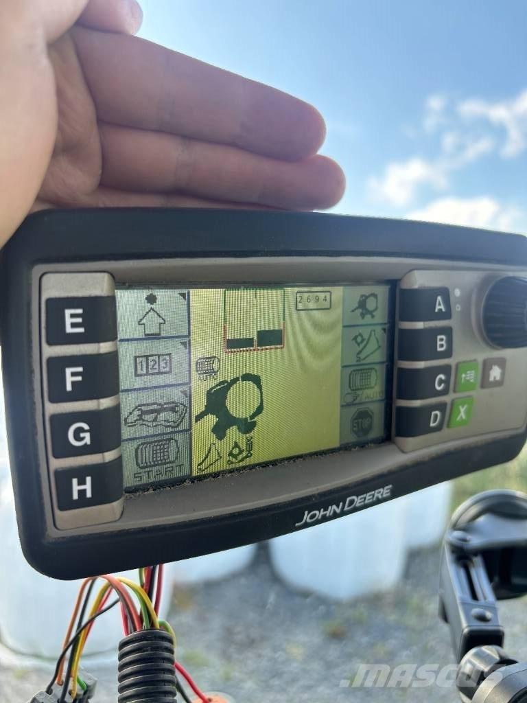 John Deere F 440 ラウンドベーラー