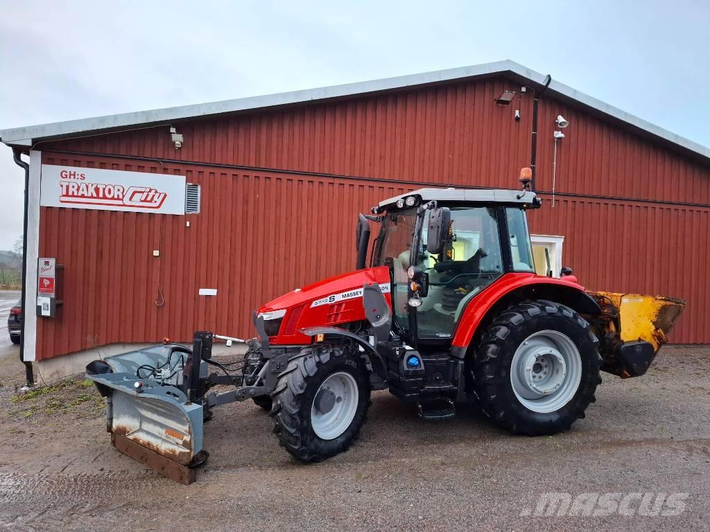 Massey Ferguson 5713 トラクター