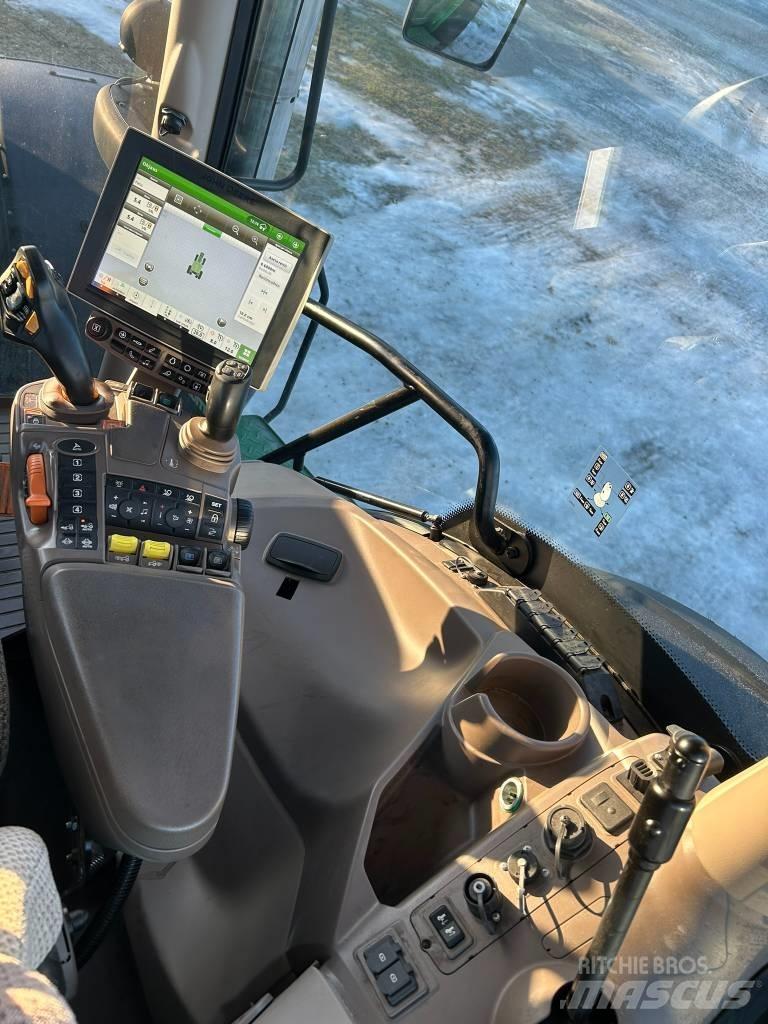 John Deere 6250 R トラクター
