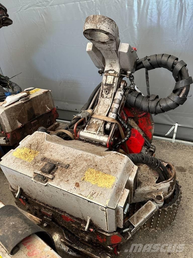 Log Max 5000V PT ハーベスタヘッド