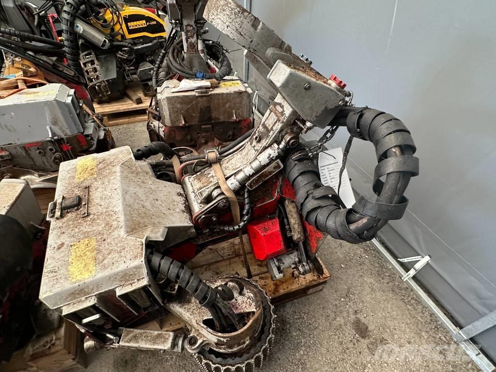 Log Max 5000V PT ハーベスタヘッド