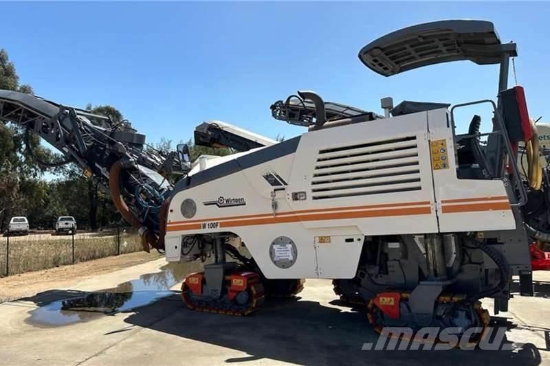 Wirtgen W100Fi その他トラック