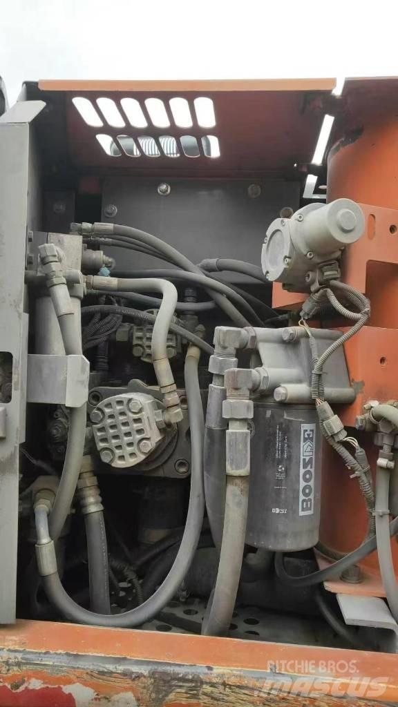 Hitachi ZX130W ホイール式油圧ショベル（パワーショベル・ユンボ・バックホー）