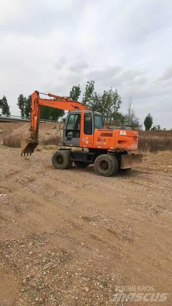 Hitachi ZX130W ホイール式油圧ショベル（パワーショベル・ユンボ・バックホー）