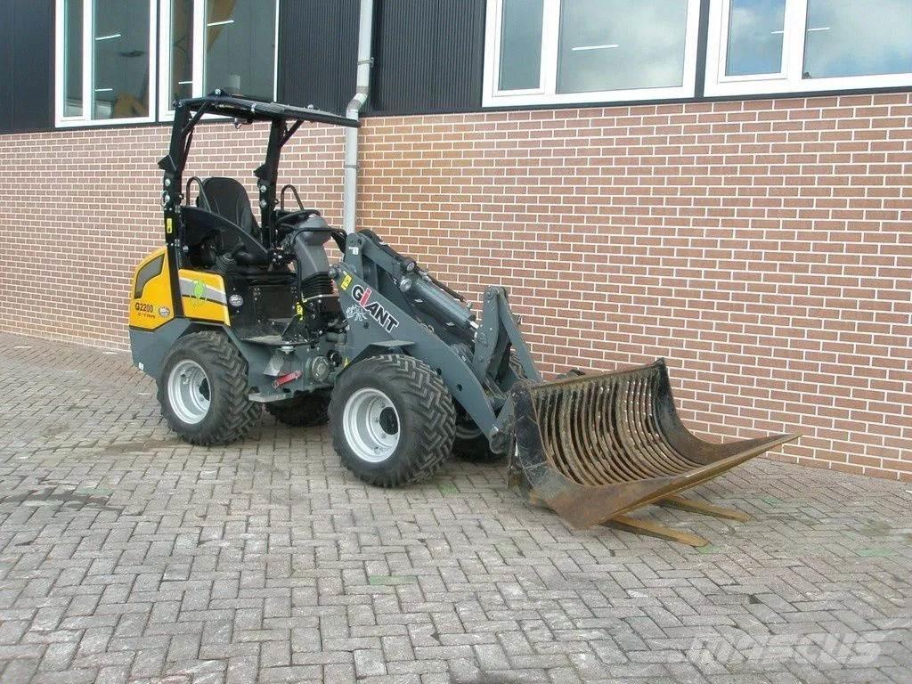 GiANT G2200E ミニローダー