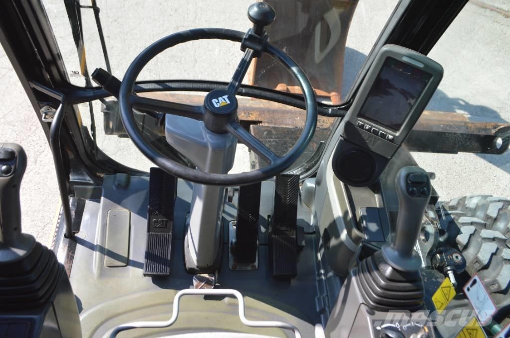 CAT M 313 D ホイール式油圧ショベル（パワーショベル・ユンボ・バックホー）