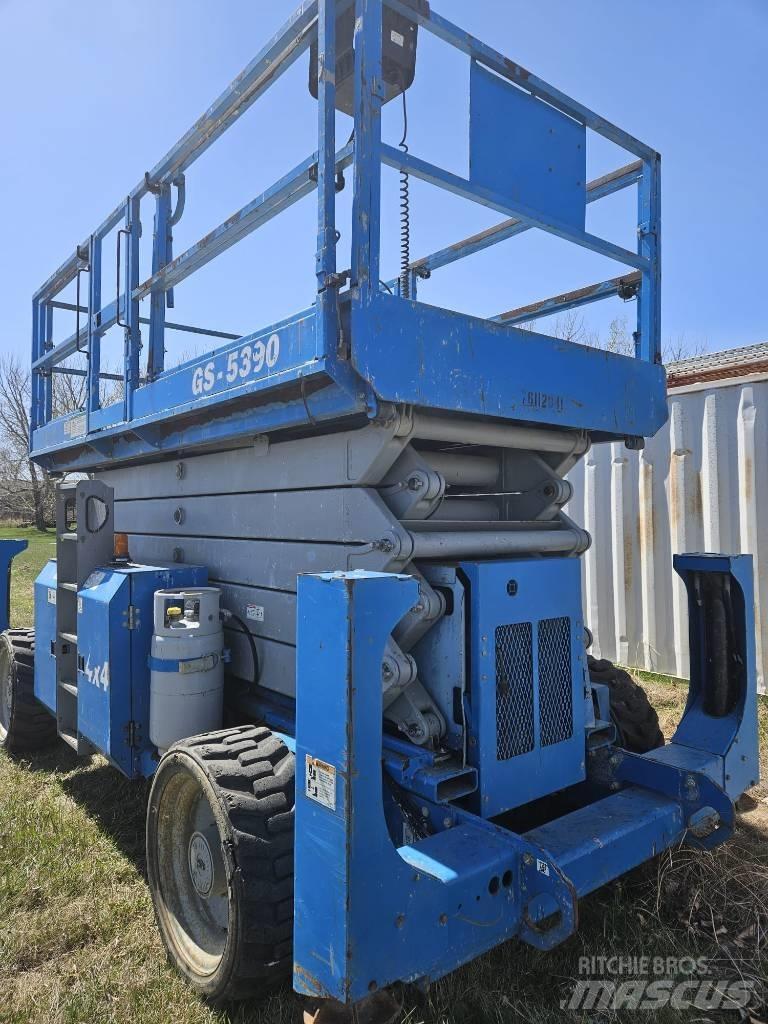 Genie GS 5390 RT シザースリフト