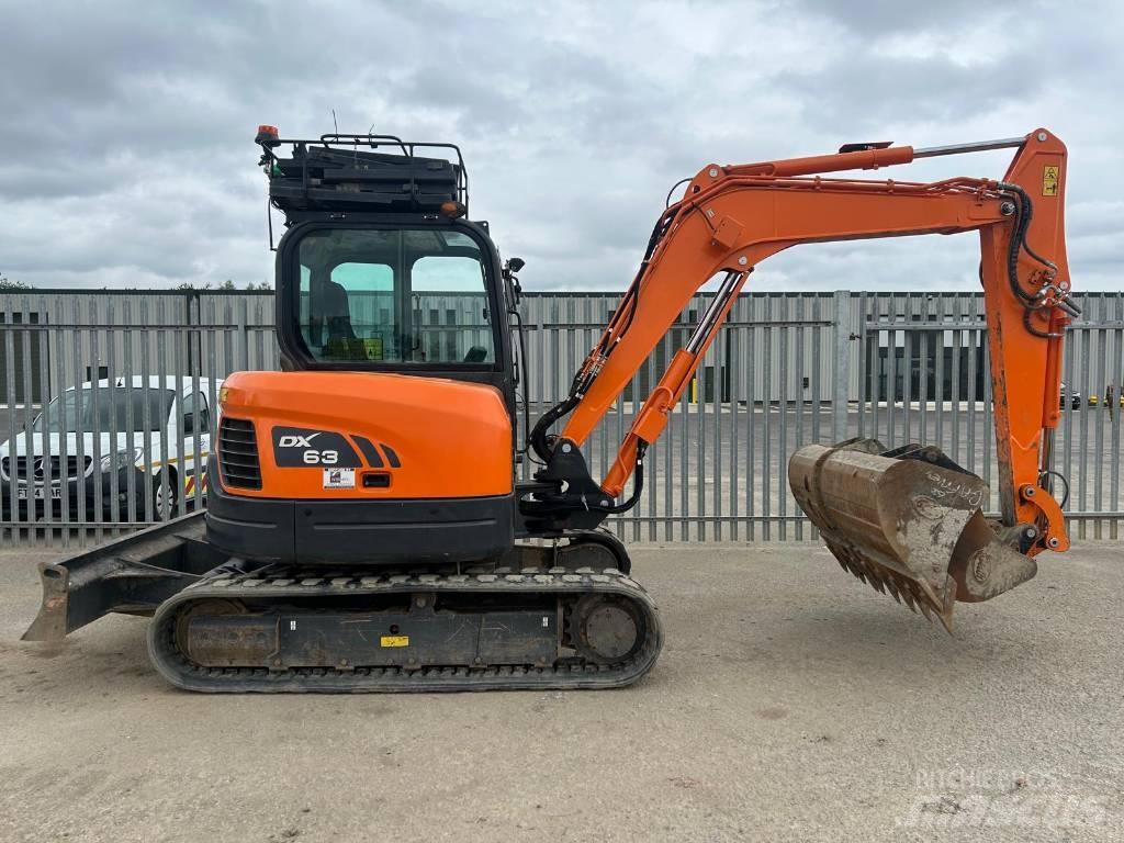 Doosan DX 63-3 大型油圧ショベル12t以上（パワーショベル・ユンボ）