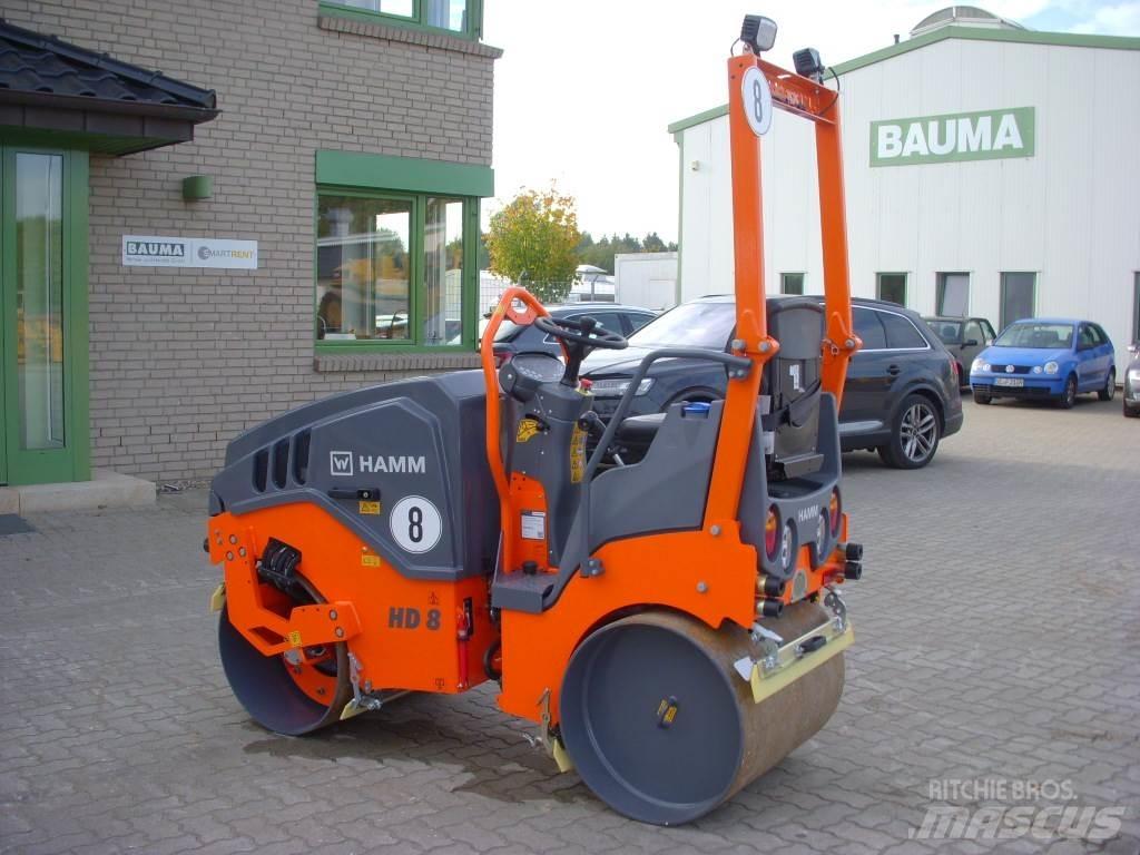 Hamm HD 8 VV タンデムローラ