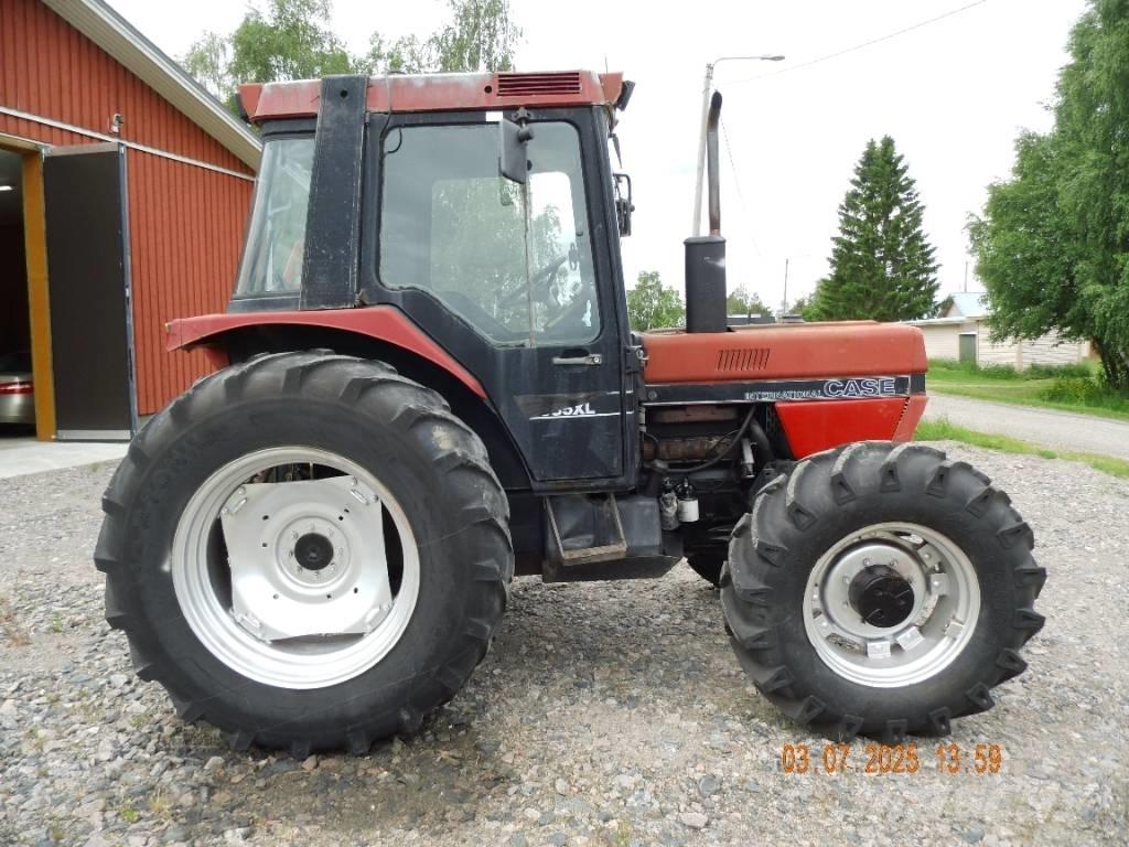 Case IH 685 XL トラクター