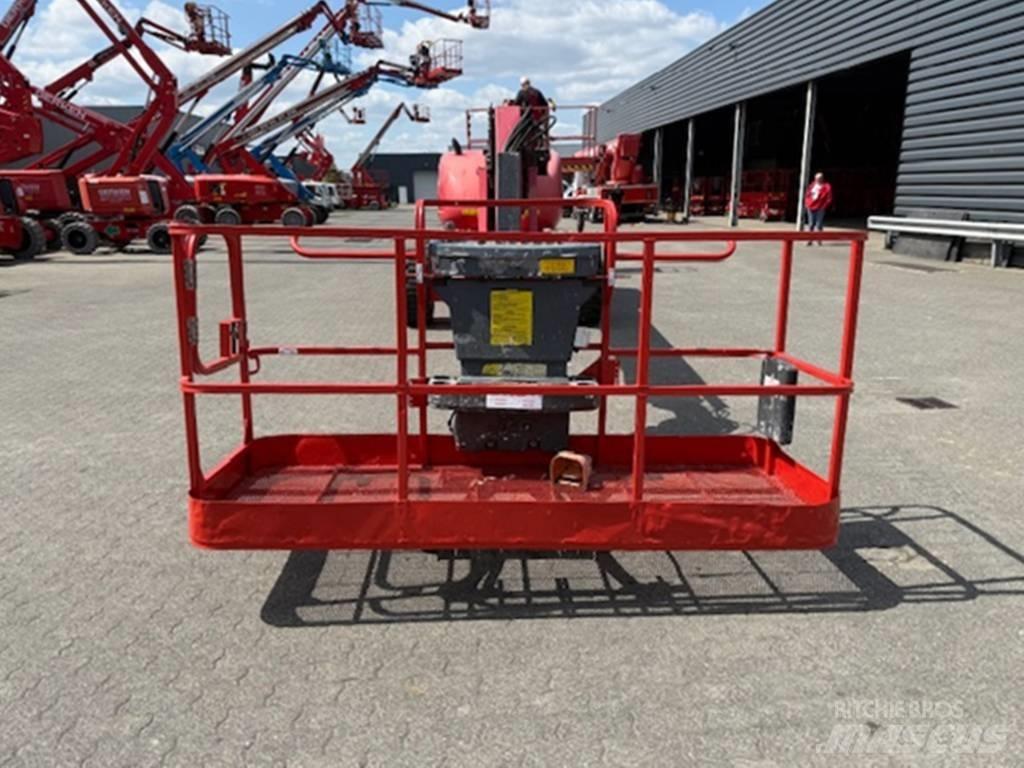 JLG 660 SJ ブームリフト　直伸型