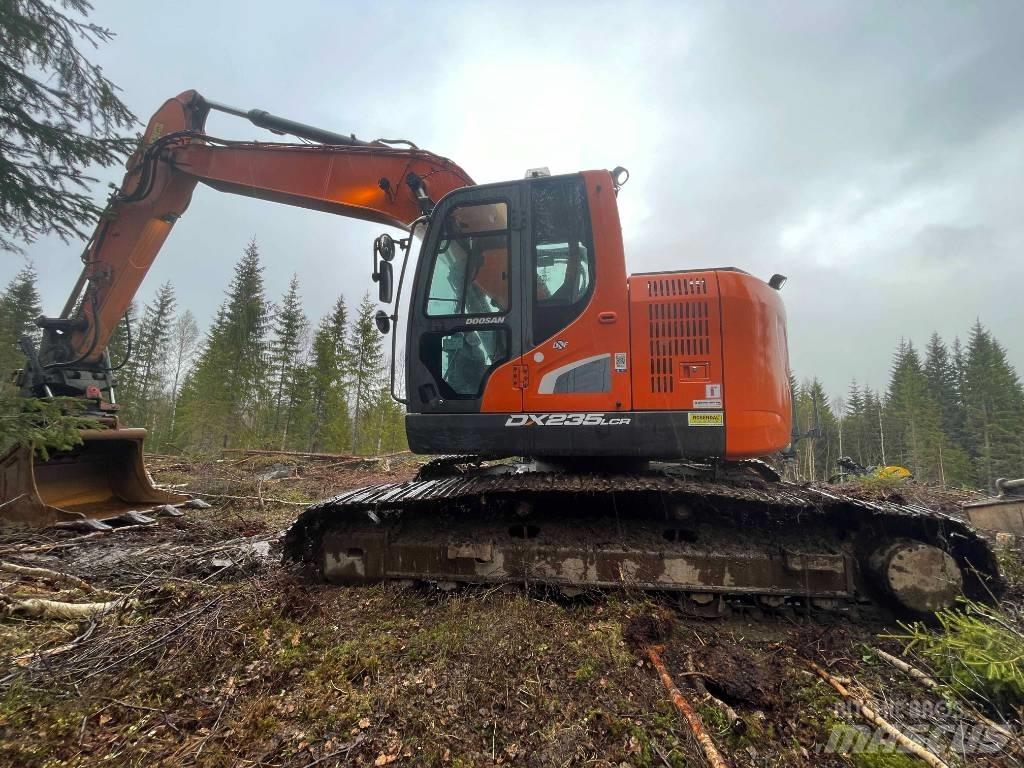 Doosan DX 235 LCR-5 大型油圧ショベル12t以上（パワーショベル・ユンボ）