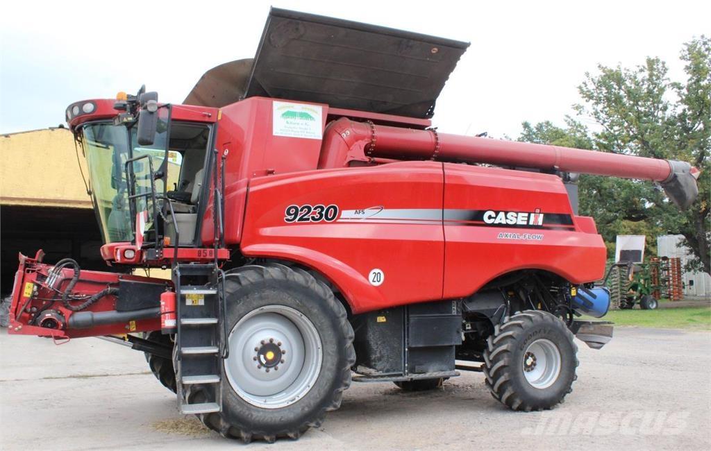 Case IH AF 9230 コンバイン