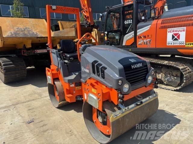 Hamm HD 12 VV タンデムローラ