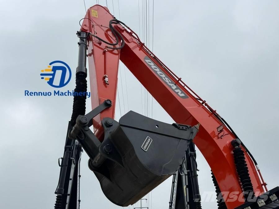 Doosan DX 300LC-9C 大型油圧ショベル12t以上（パワーショベル・ユンボ）