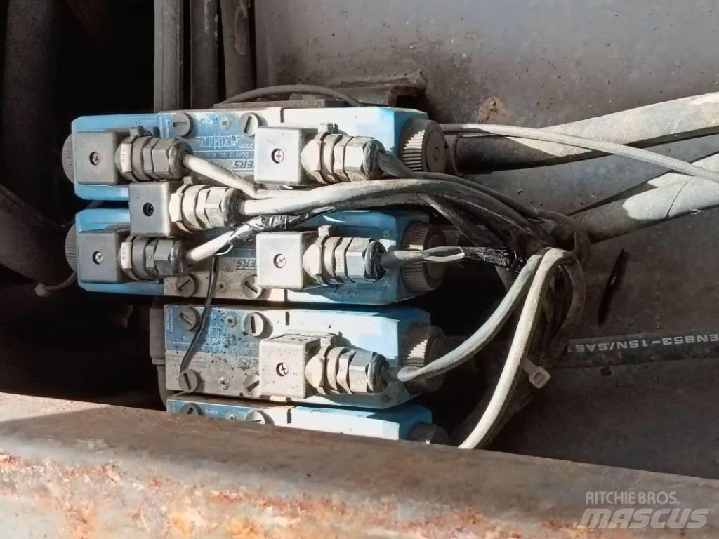 Sany SRSC 45 C30 リーチスタッカー
