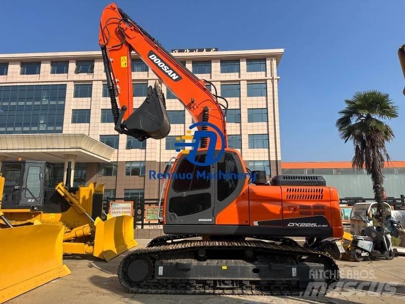 Doosan DX 225 LC-9C 大型油圧ショベル12t以上（パワーショベル・ユンボ）