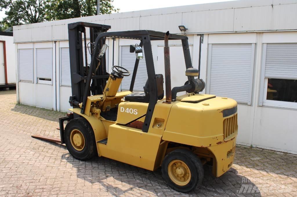 Daewoo D 40 S ディーゼル・軽油